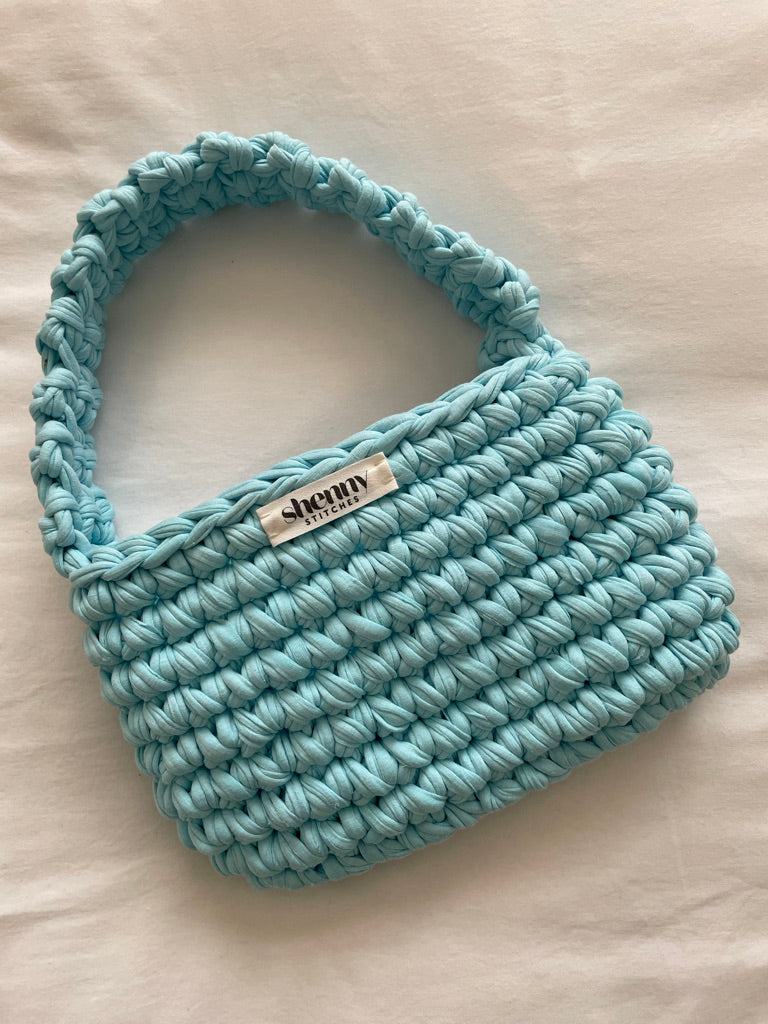 gigi - Baby Blue