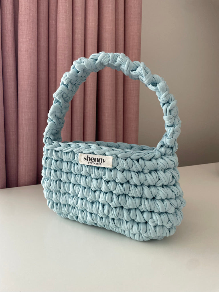 gigi - Baby Blue