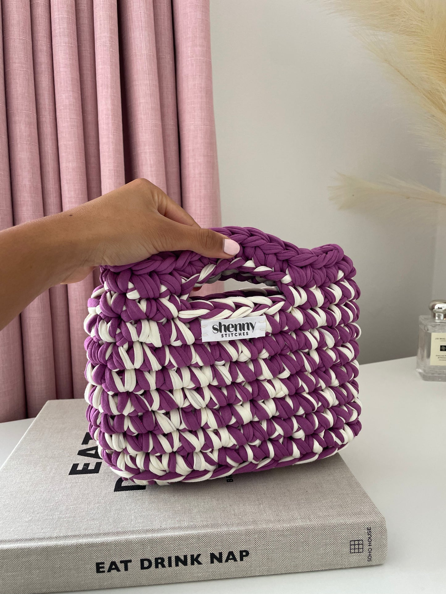 mila- Purple & White