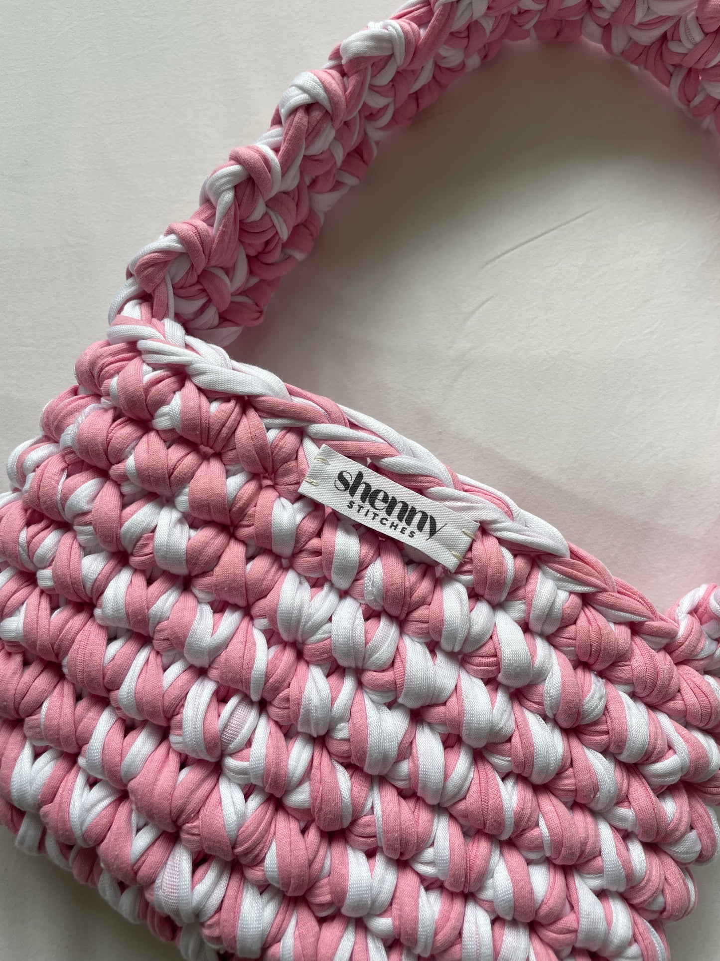 gigi - Pink and White