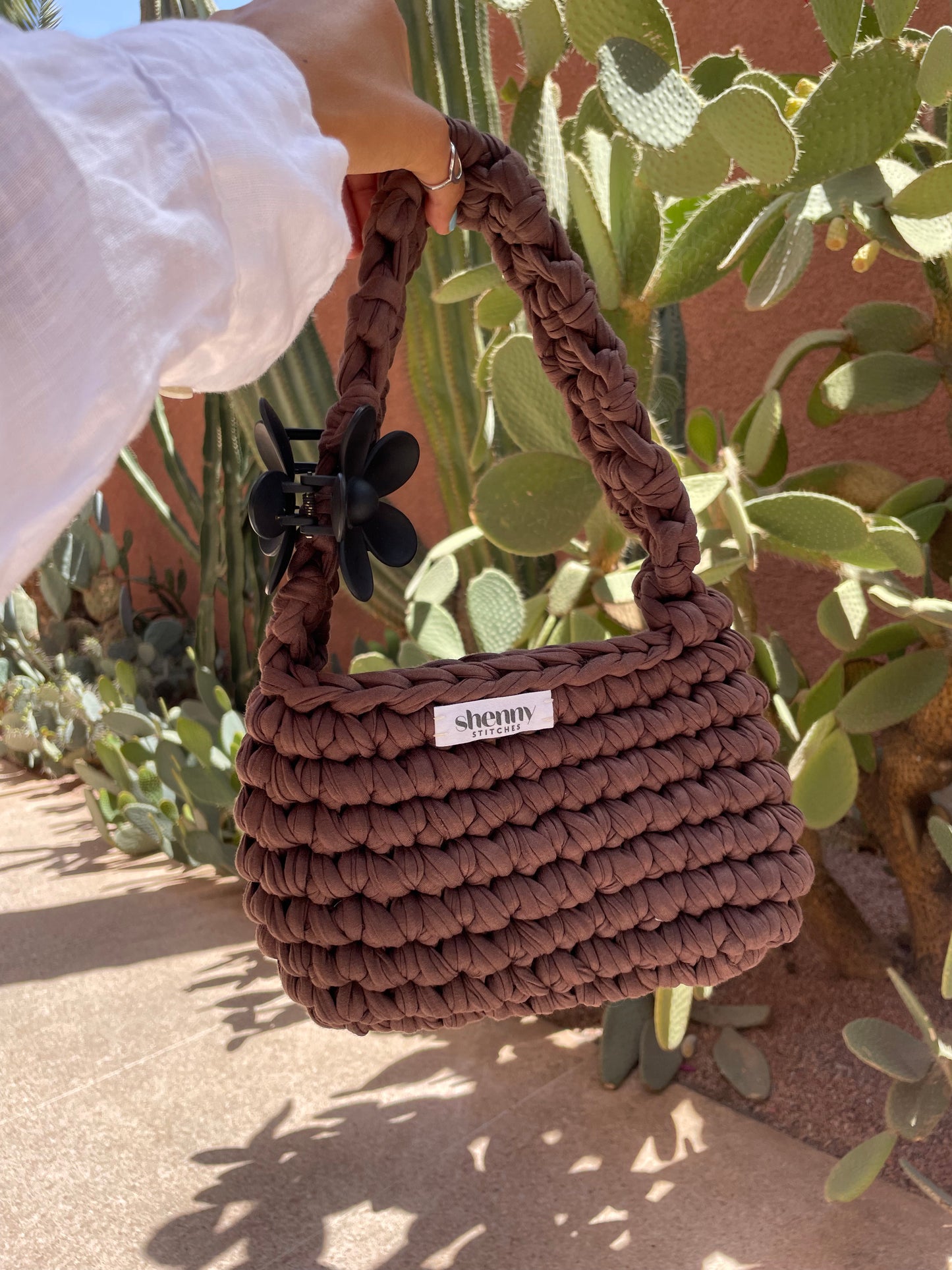 gigi - Chocolate Brown