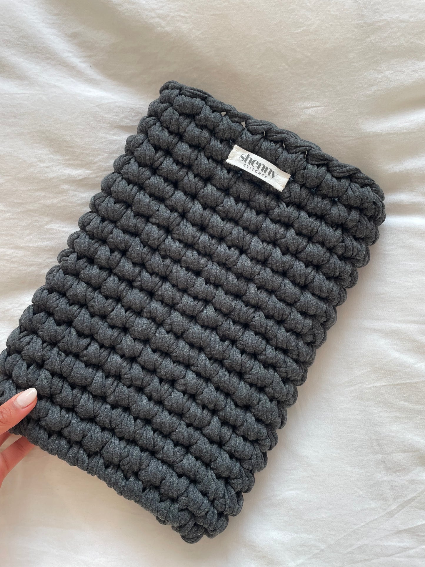 laptop case - charcoal grey