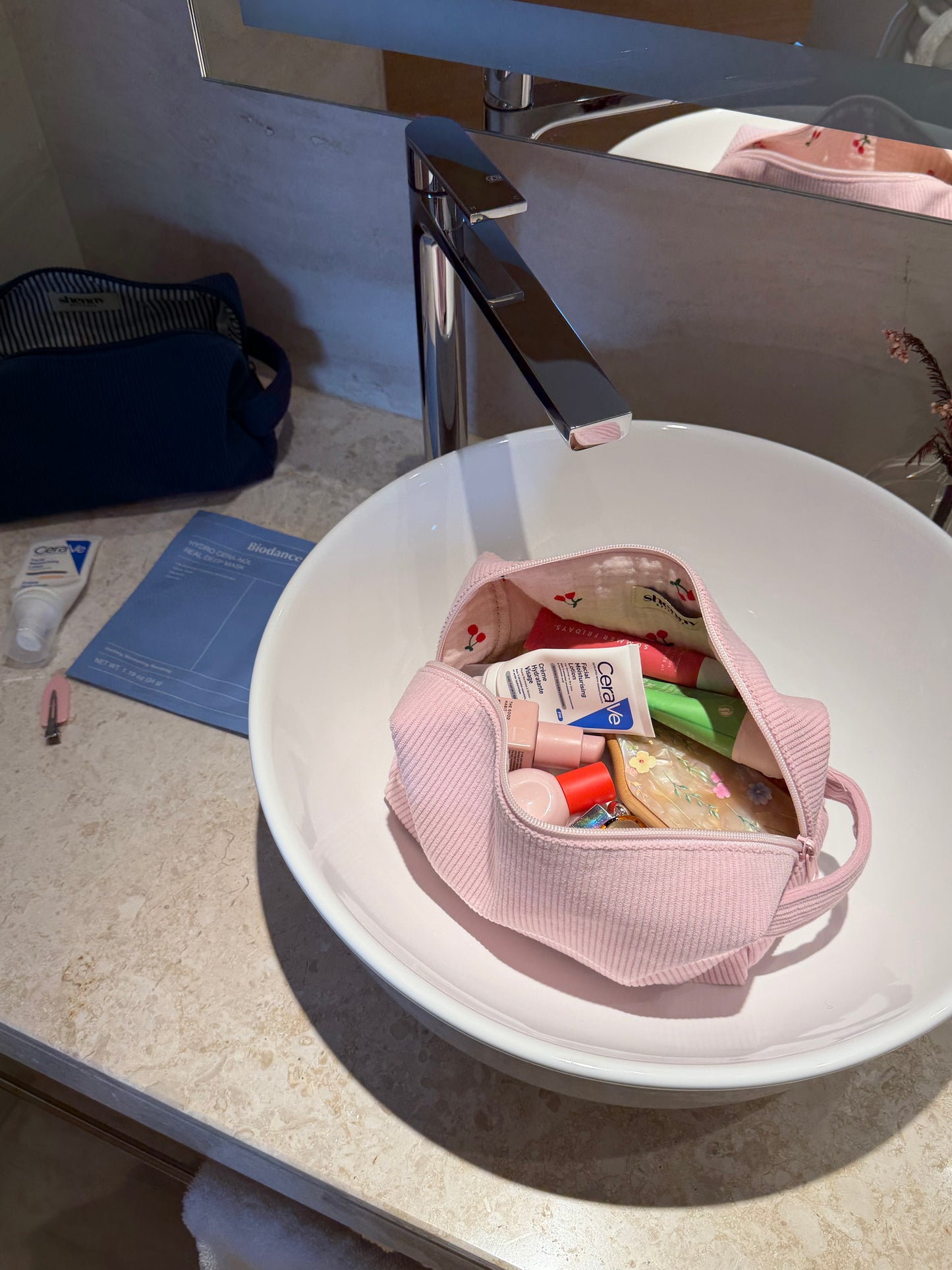 beauty bag - cherry cute