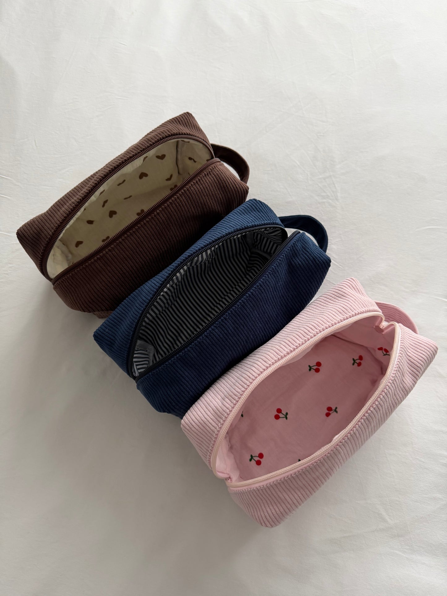 beauty bag - cherry cute