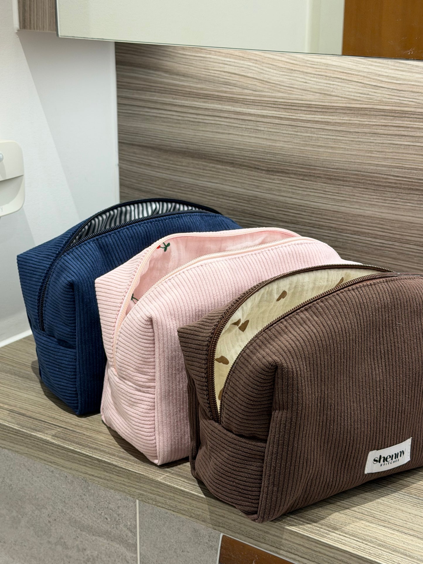 beauty bag - cherry cute